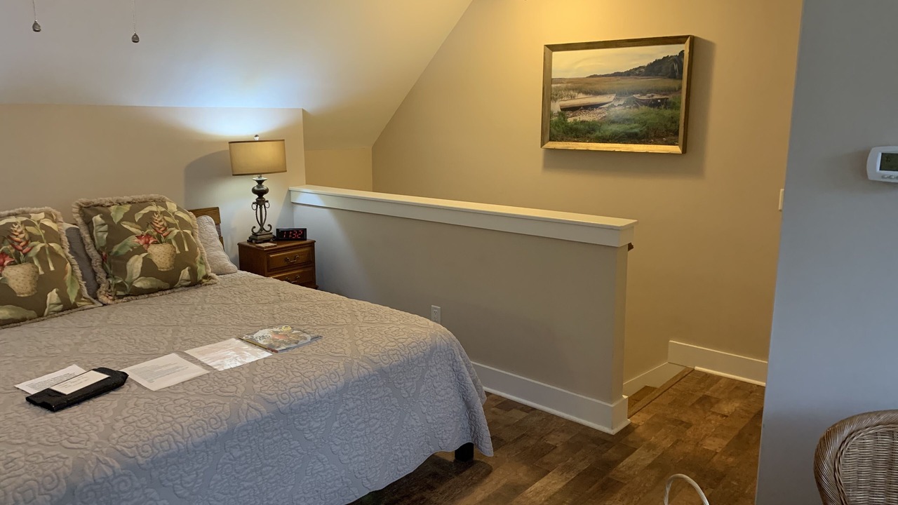 Photo of Bedroom in Riverland Terrace