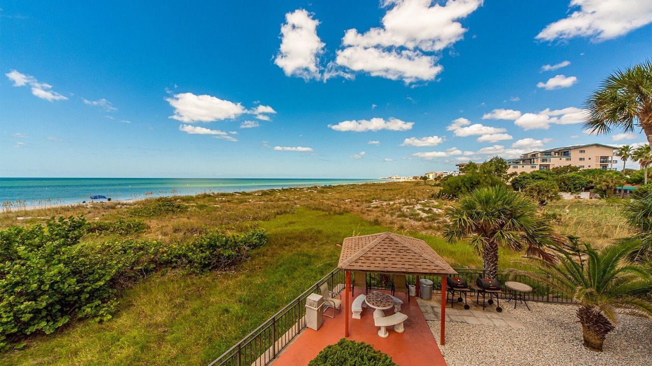 Photo of Patio Balcony in Madeira Beach