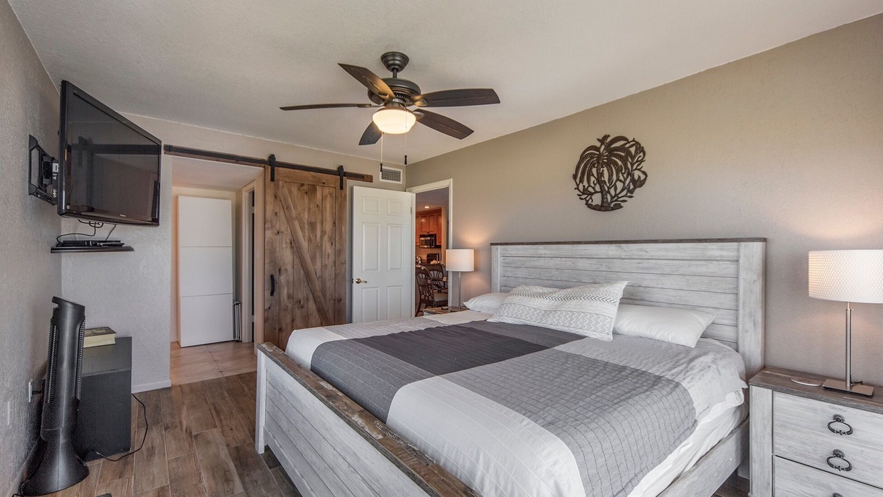 Photo of Bedroom in Madeira Beach