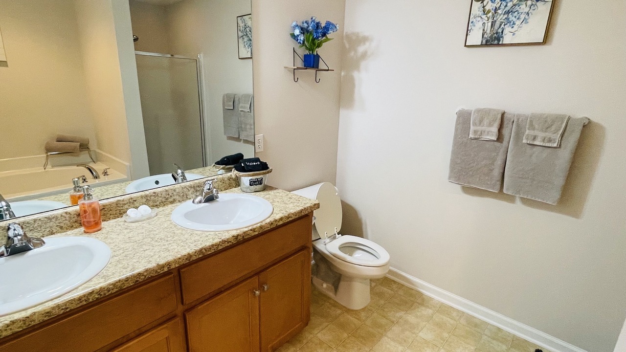 Photo of Bathroom in Port Wentworth