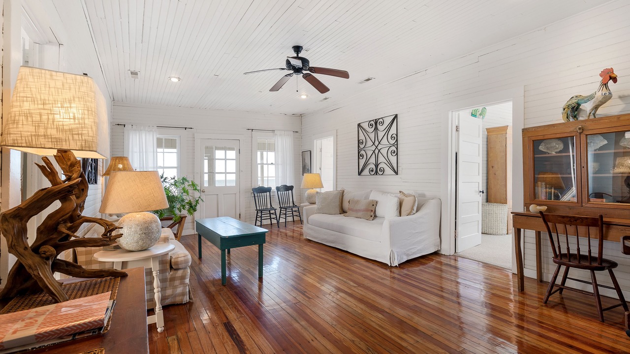 Photo of Livingroom in Folly Beach