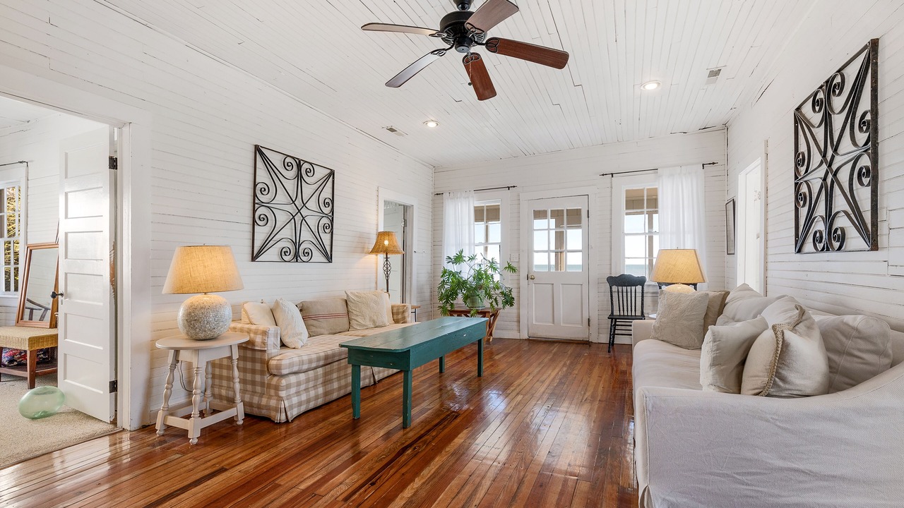 Photo of Livingroom in Folly Beach