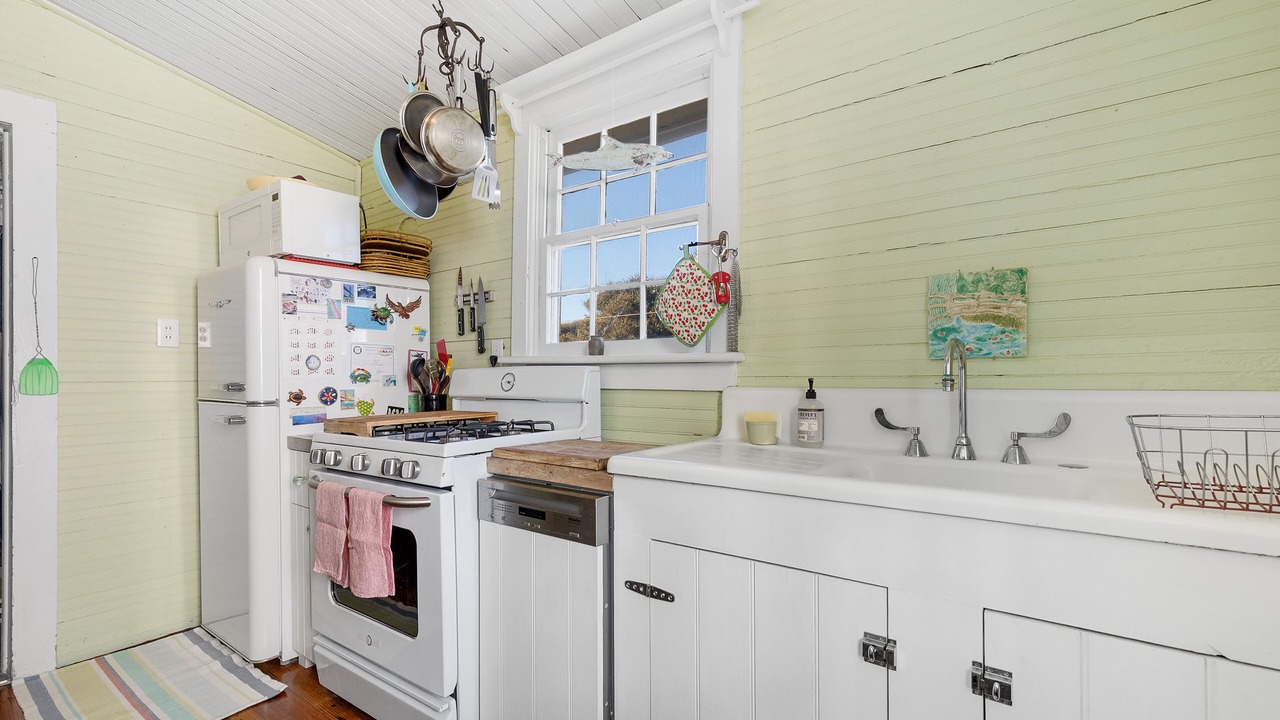 Photo of Kitchen in Folly Beach
