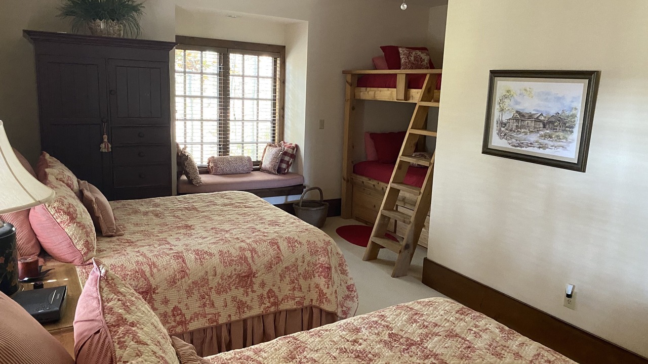 Photo of Bedroom in Cashiers