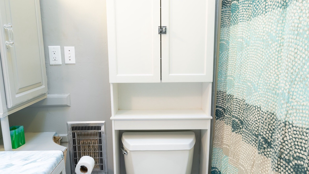 Photo of Bathroom in Townville