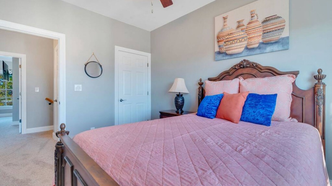 Photo of Bedroom in Lake Carolina