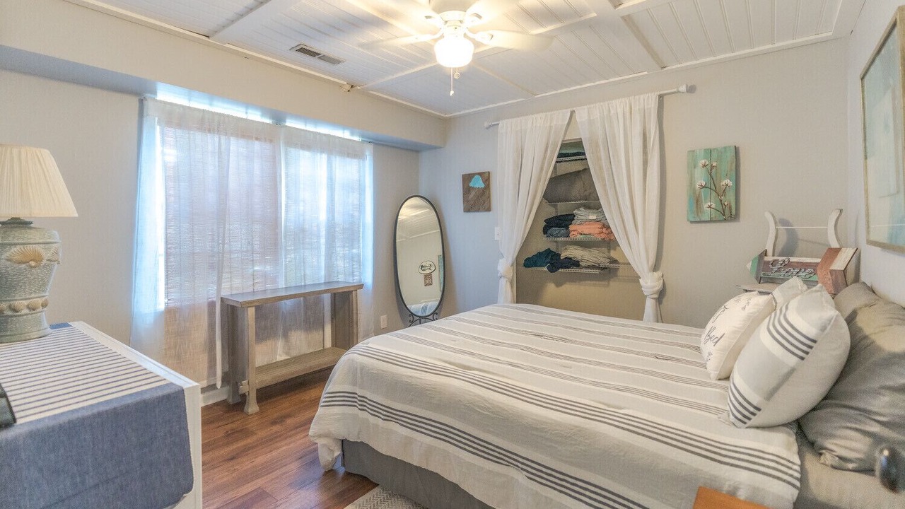 Photo of Bedroom in Garden City