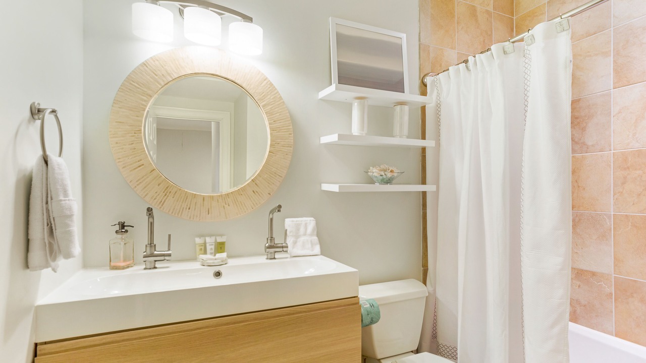 Photo of Bathroom in Historic Downtown Savannah