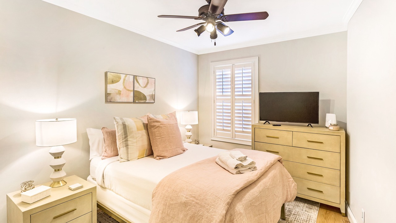 Photo of Bedroom in Historic Downtown Savannah