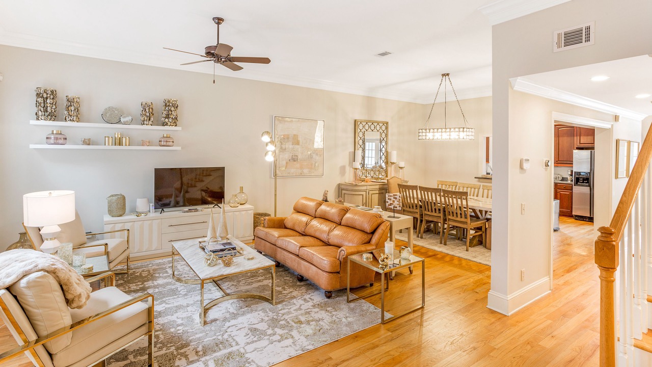 Photo of Livingroom in Historic Downtown Savannah