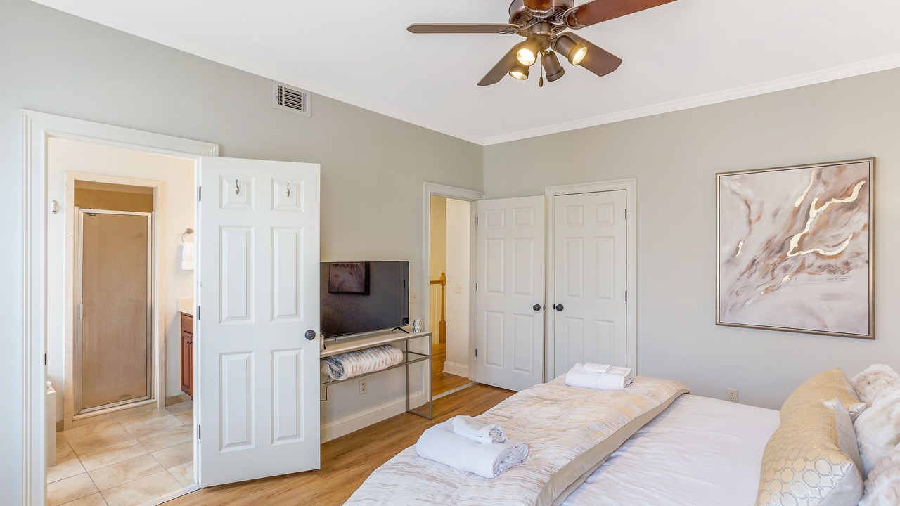 Photo of Bedroom in Historic Downtown Savannah