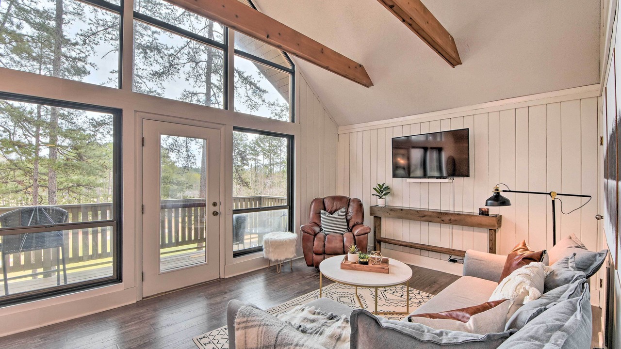 Photo of Bedroom in Salem
