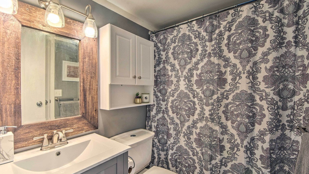 Photo of Bathroom in Salem