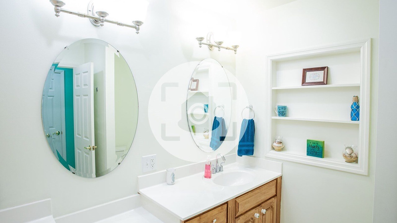 Photo of Bathroom in West Union