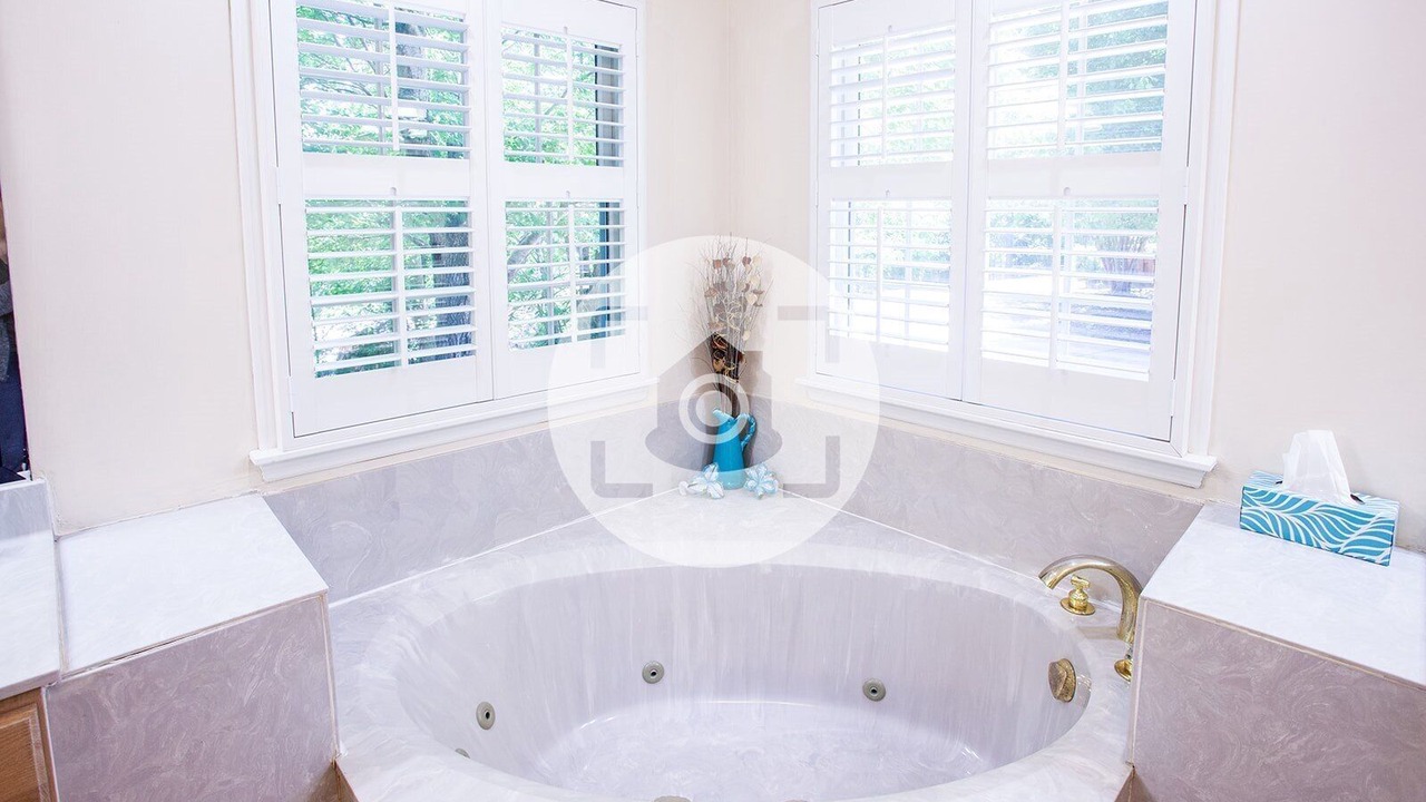 Photo of Bathroom in West Union