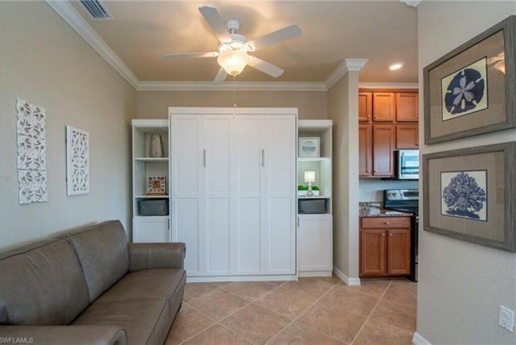 Photo of Livingroom in Naples