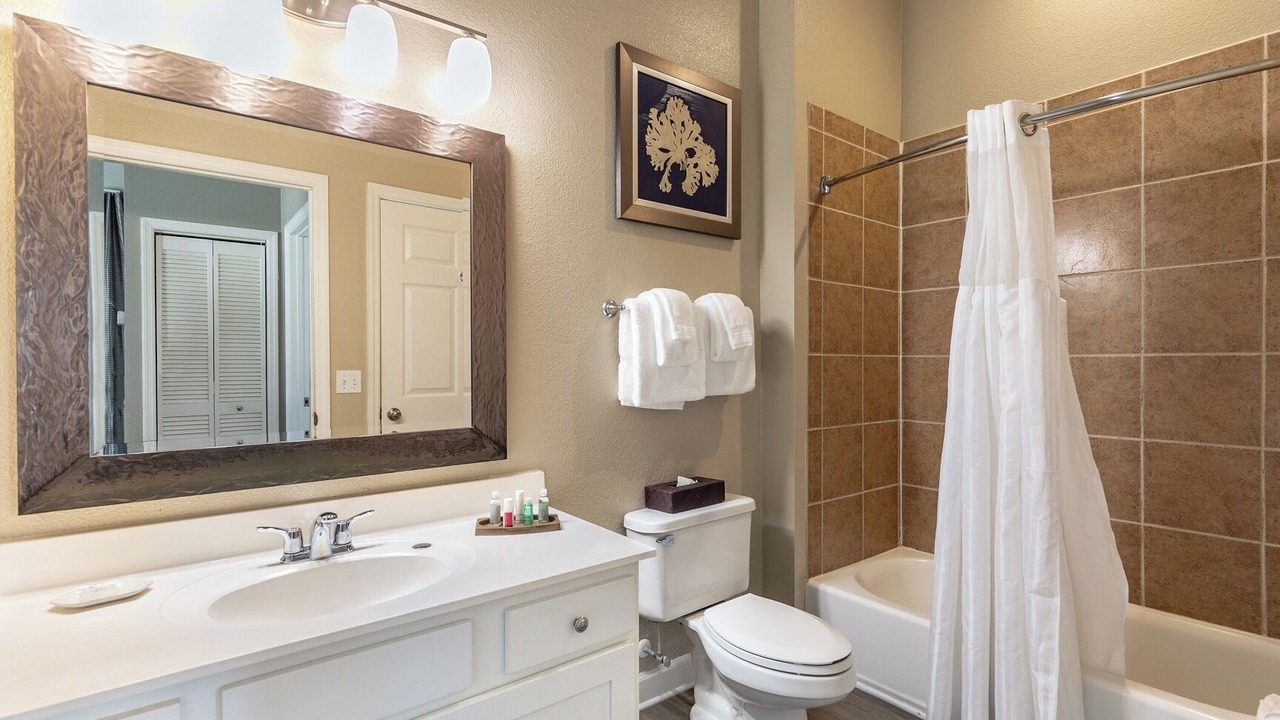 Photo of Bathroom in Ocean Ridge