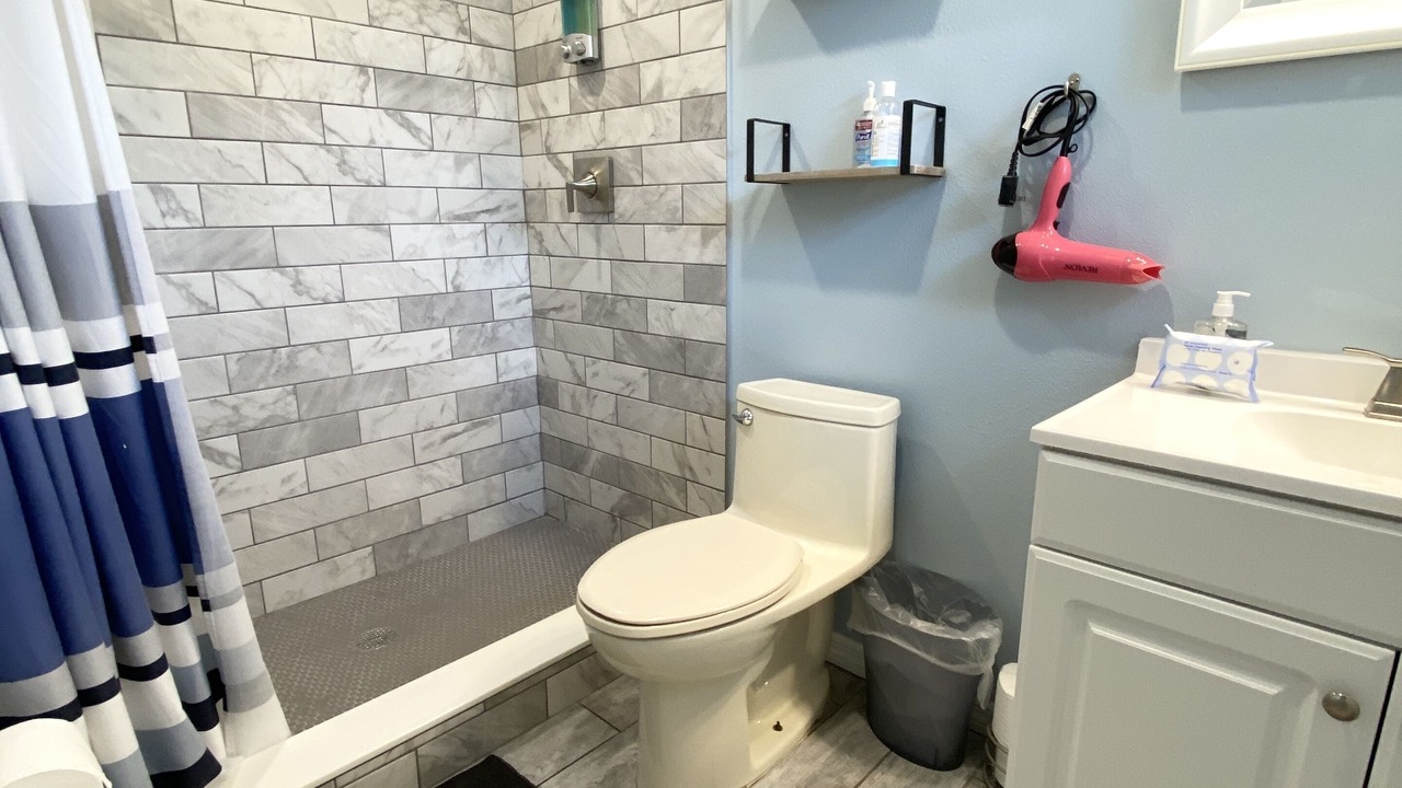 Photo of Bathroom in Magnolia Heights
