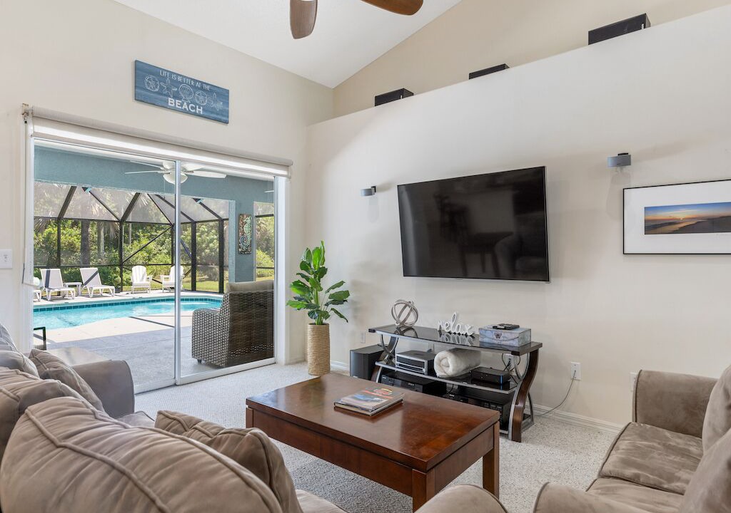 Photo of Livingroom in Sebastian Highlands