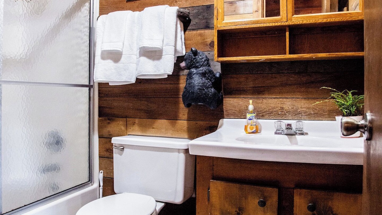 Photo of Bathroom in Salem