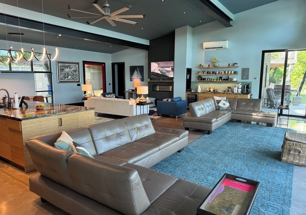 Photo of Livingroom in Seneca