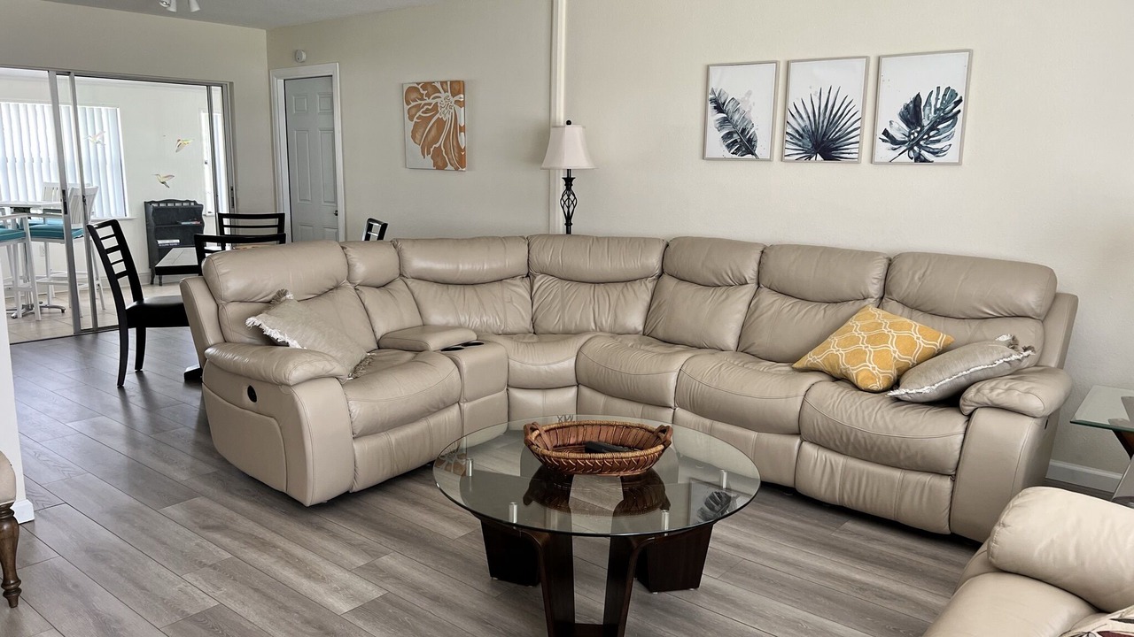 Photo of Livingroom in Crooked Lake Park
