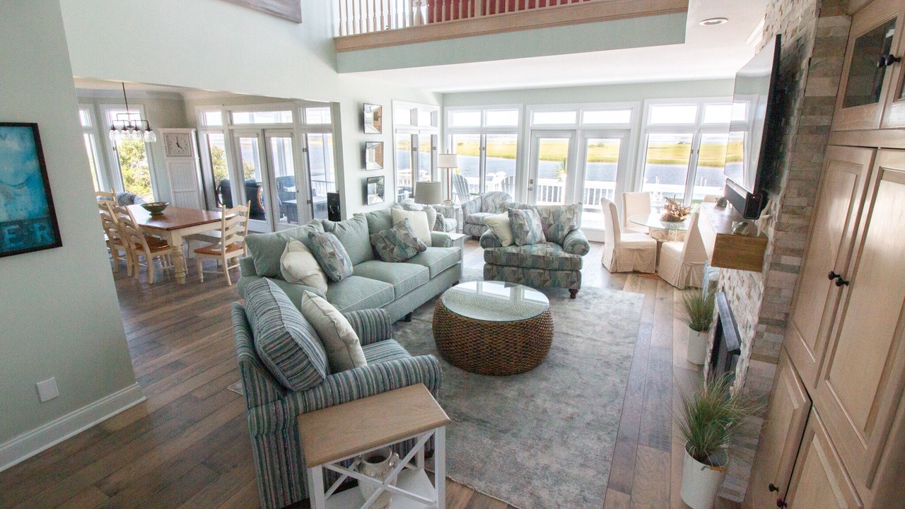 Photo of Livingroom in The Point
