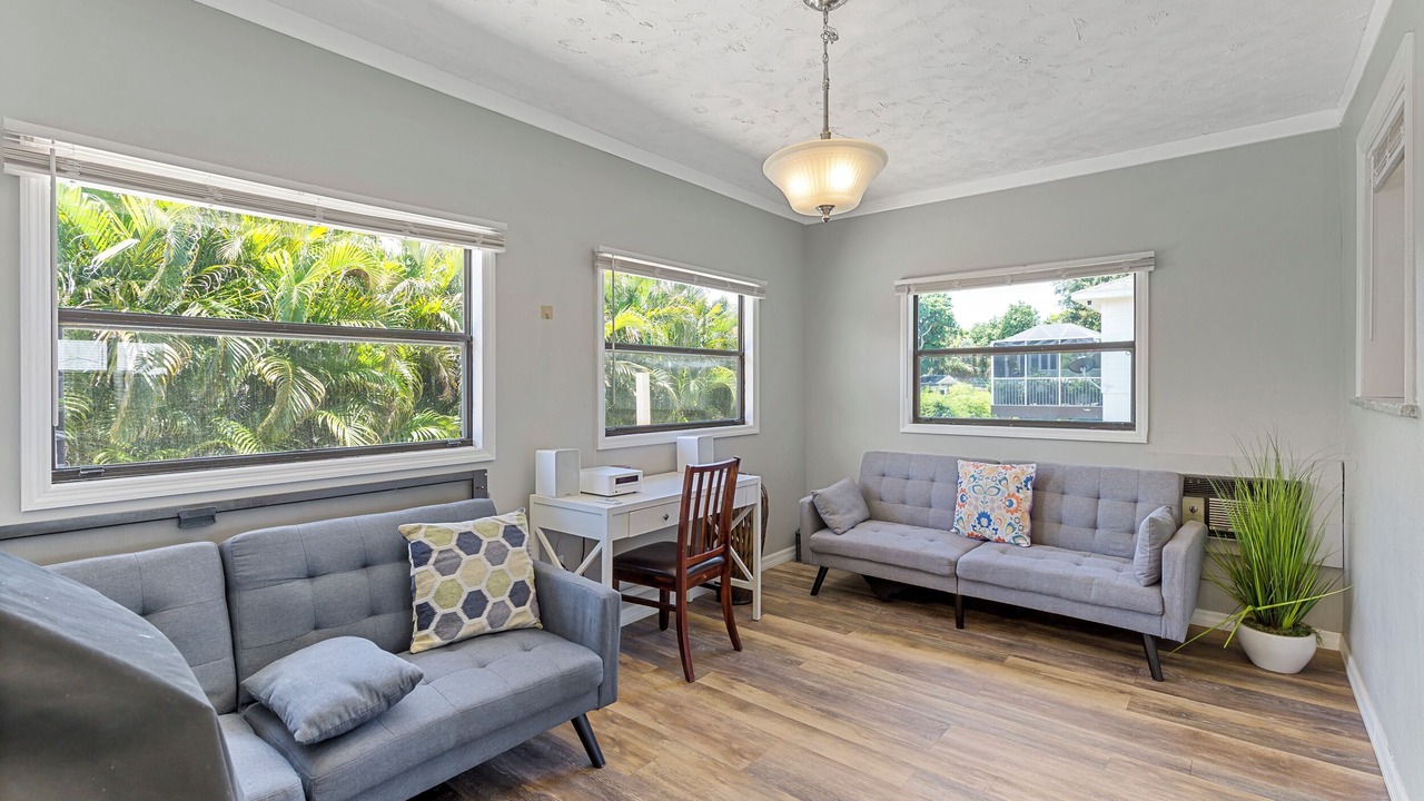 Photo of Livingroom in Laurel