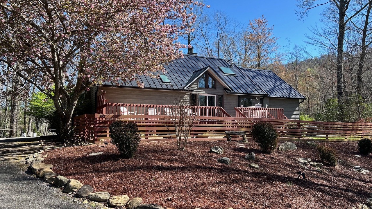 Photo of Outdoor in Pisgah Forest