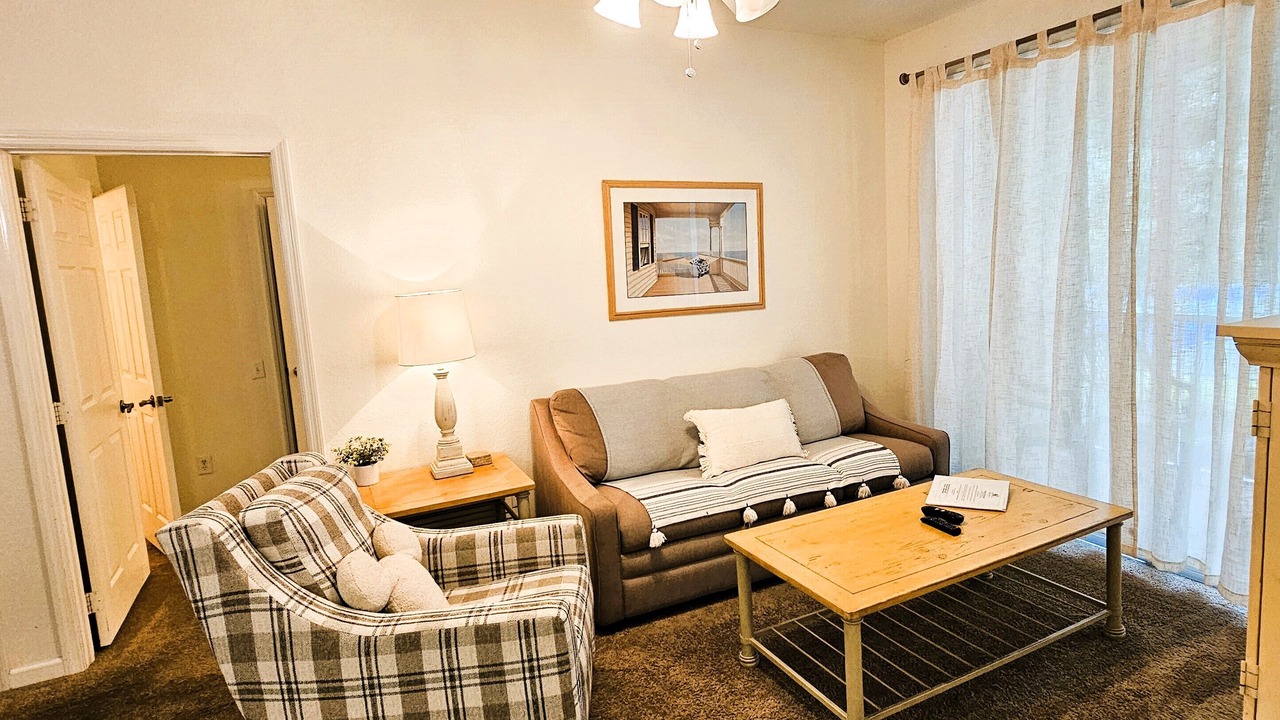 Photo of Livingroom in Windsor Palms