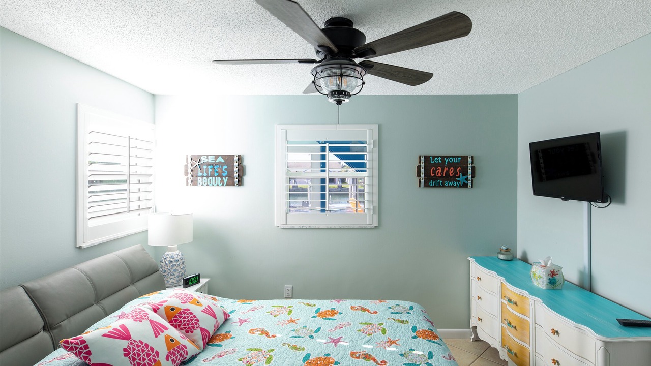 Photo of Bedroom in Isles of Capri
