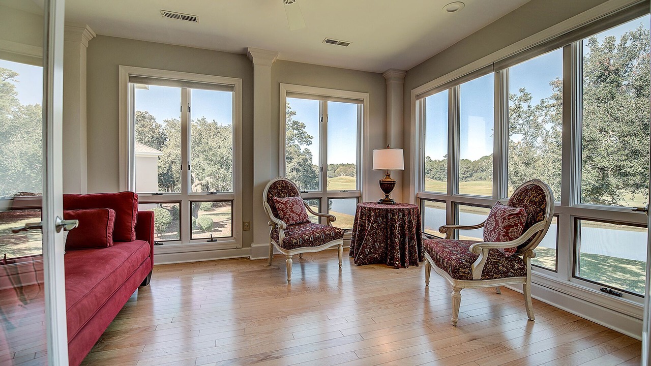 Photo of Livingroom in Debordieu Colony