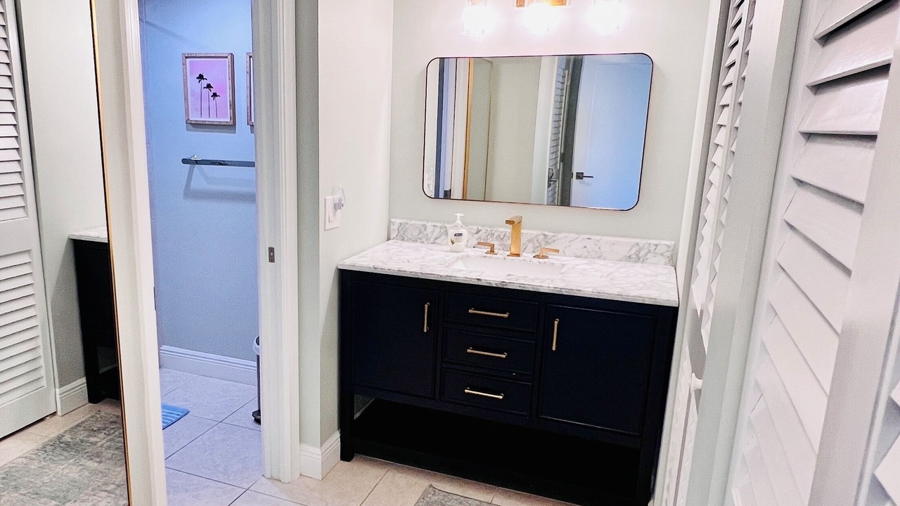 Photo of Bathroom in Central Beach