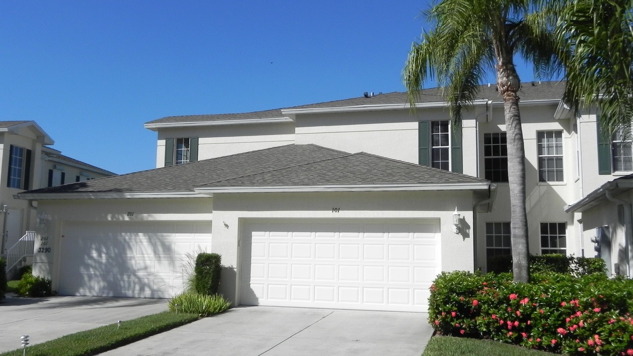 Photo of Outdoor in Crown Pointe