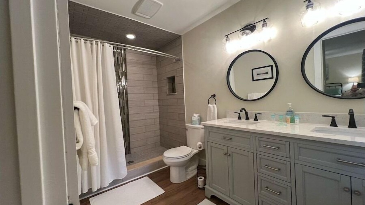 Photo of Bathroom in Brevard