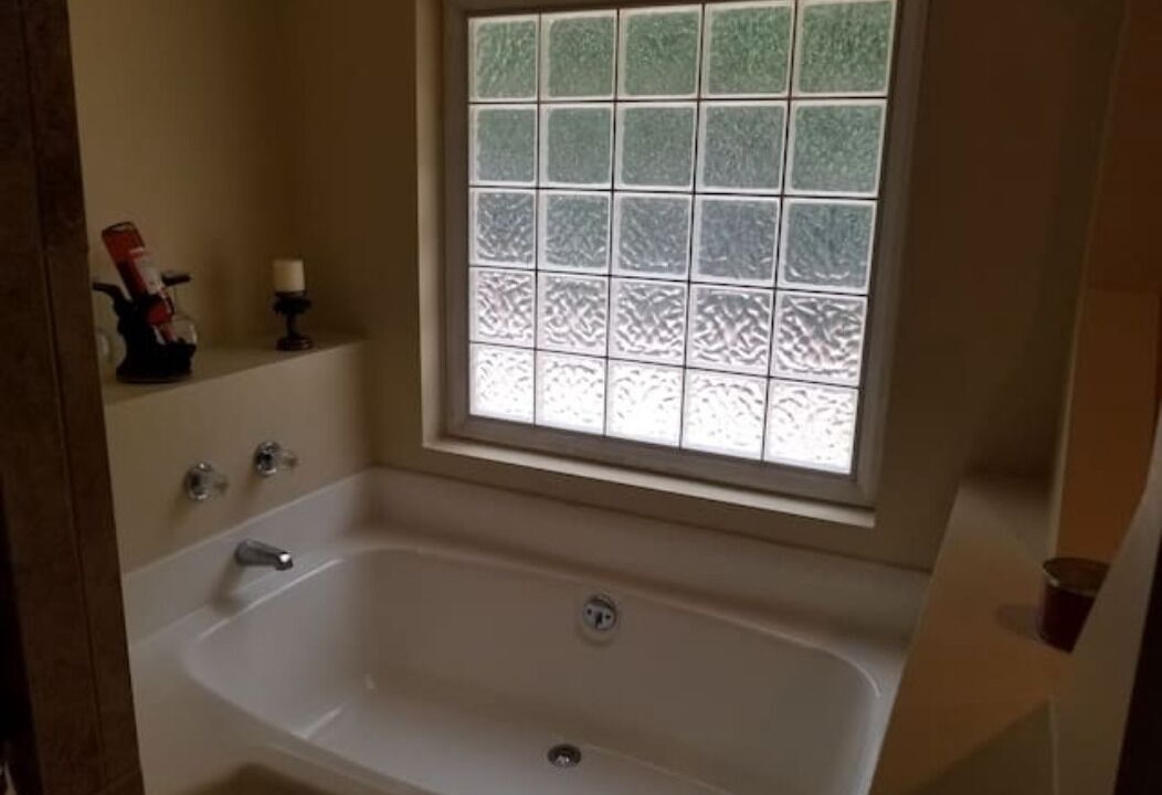 Photo of Bathroom in Peach Orchard