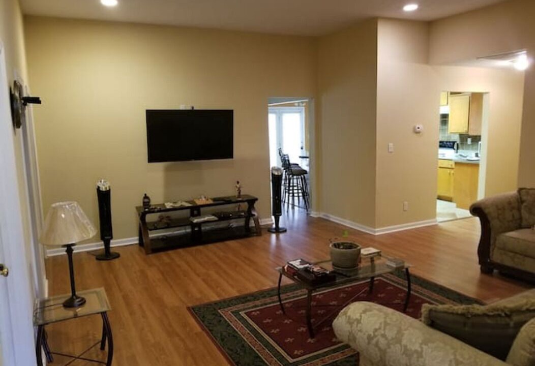 Photo of Livingroom in Peach Orchard