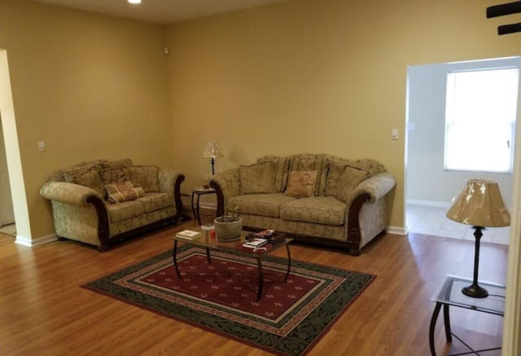 Photo of Livingroom in Peach Orchard