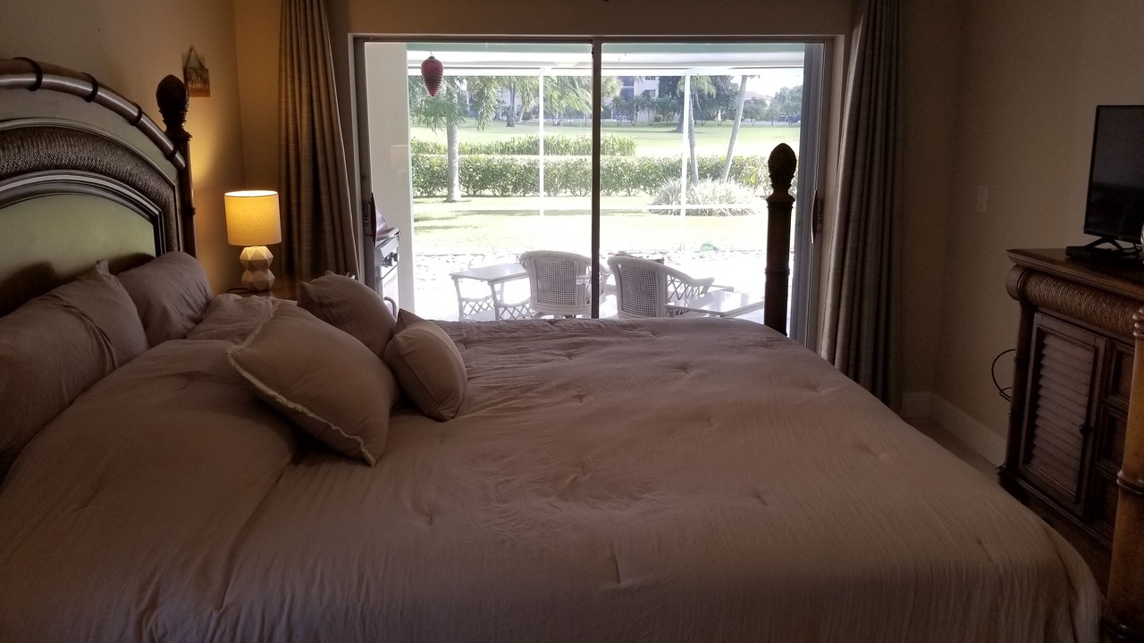 Photo of Bedroom in Lely Golf Estates