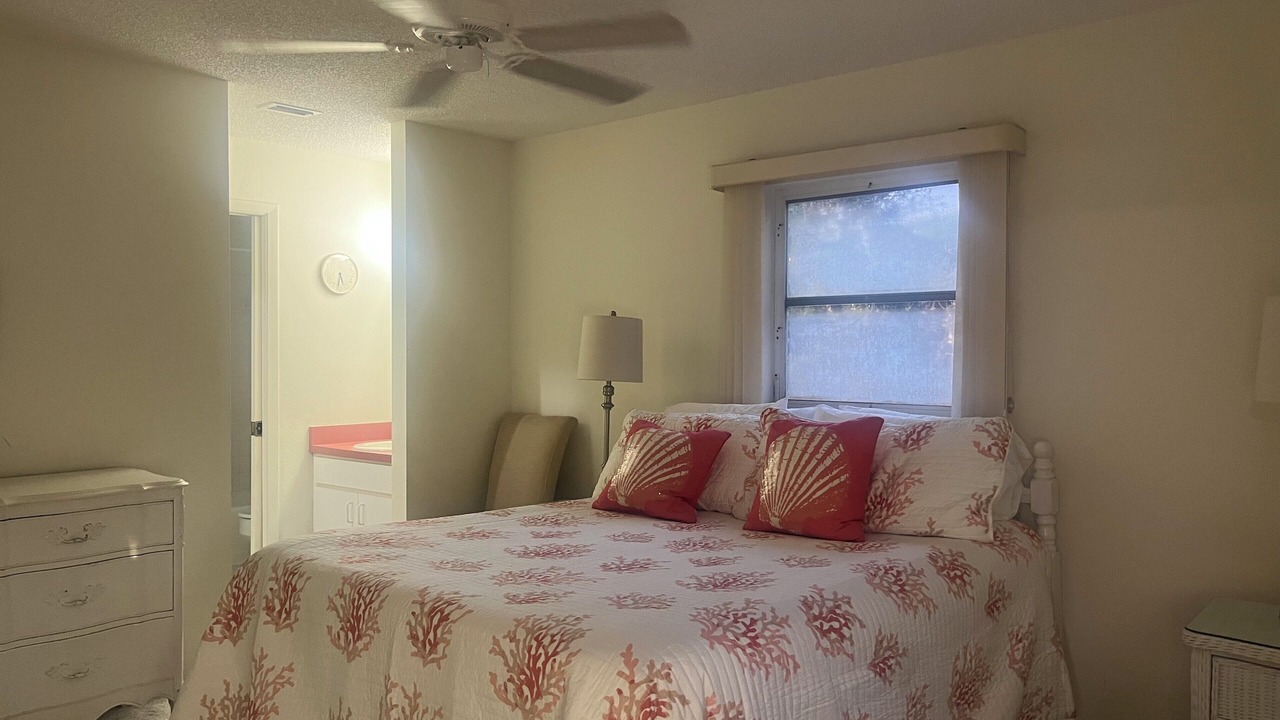 Photo of Bedroom in Laurel