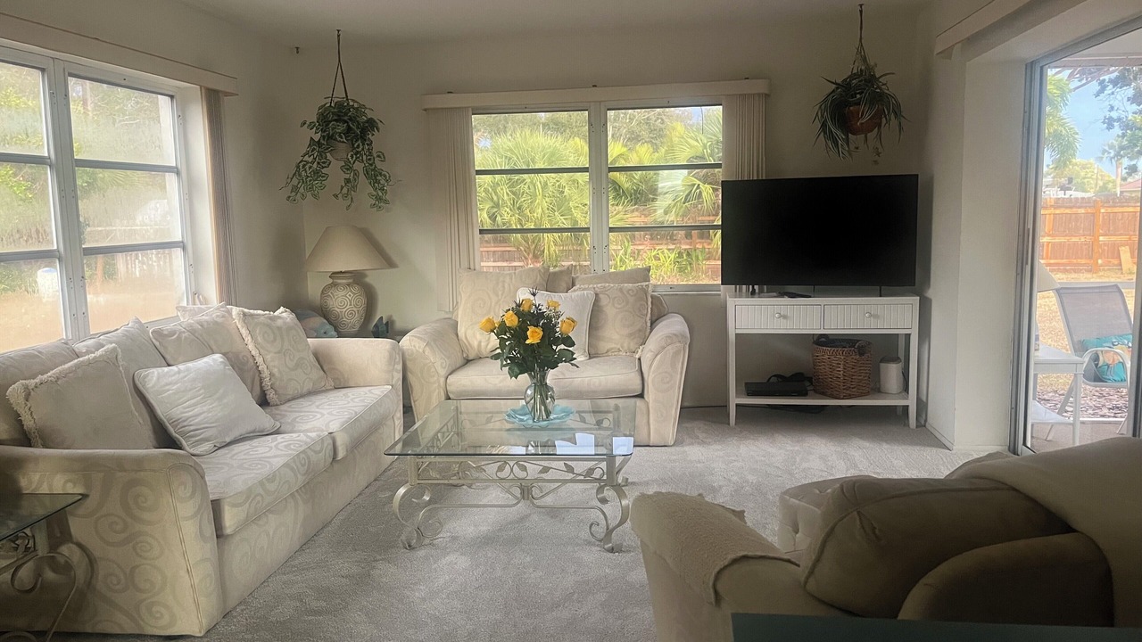 Photo of Livingroom in Laurel