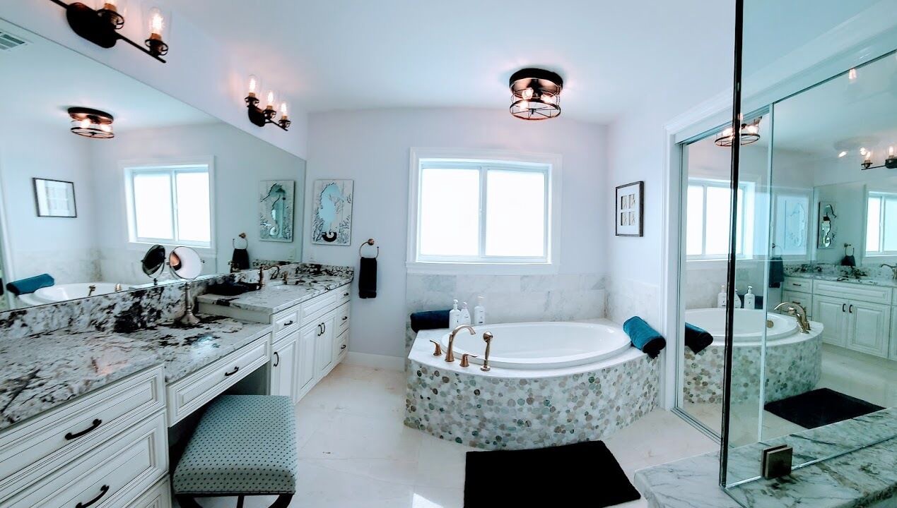 Photo of Bathroom in Tropic Palms