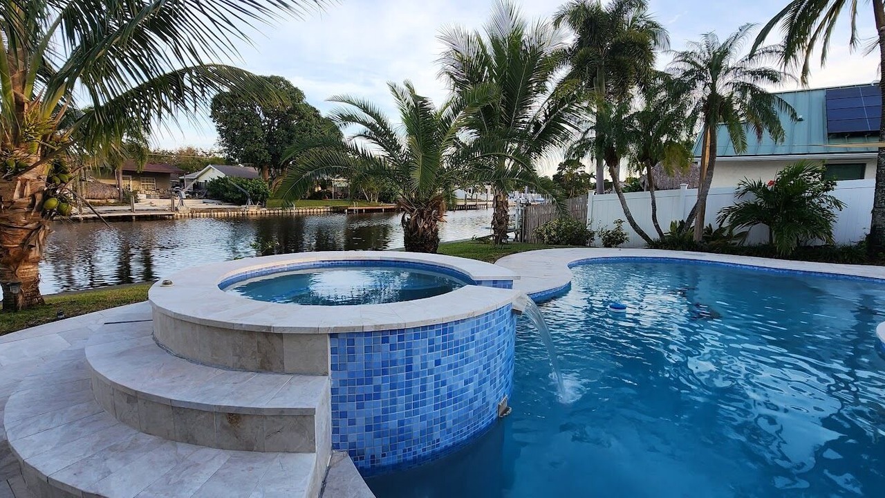 Photo of Outdoor in Tropic Palms