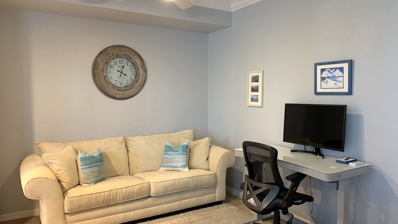 Photo of Livingroom in Naples