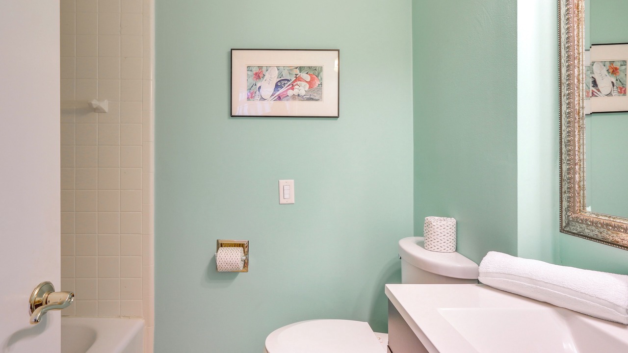 Photo of Bathroom in Shipyard Plantation