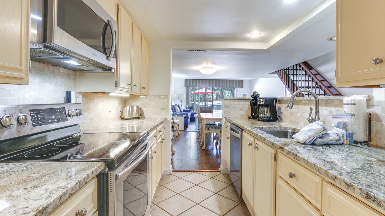 Photo of Kitchen in Shipyard Plantation
