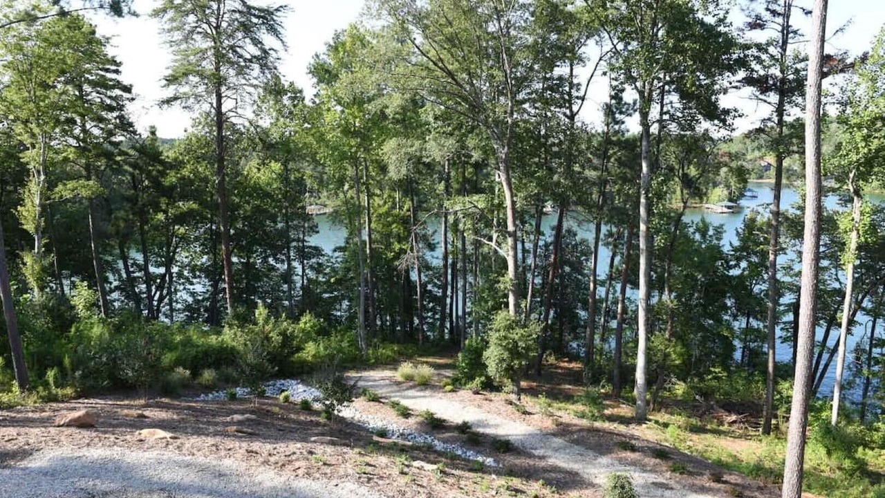 Photo of Outdoor in Six Mile