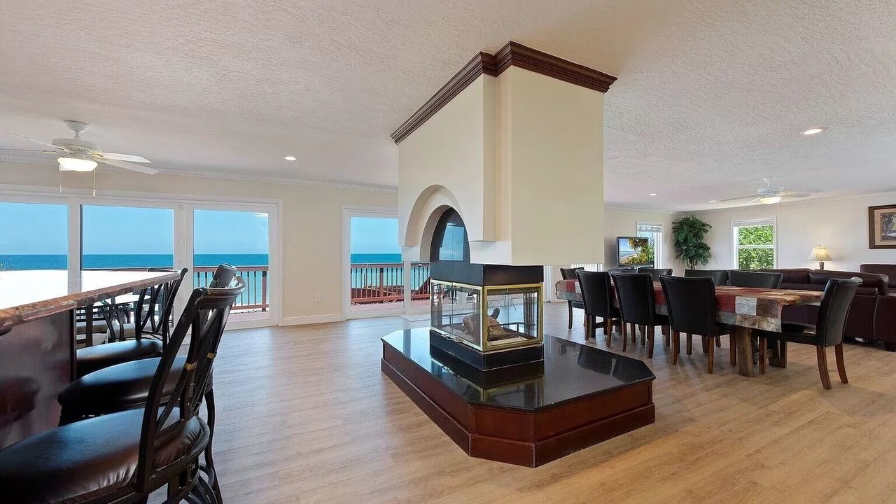 Photo of Livingroom in Woodland Estates
