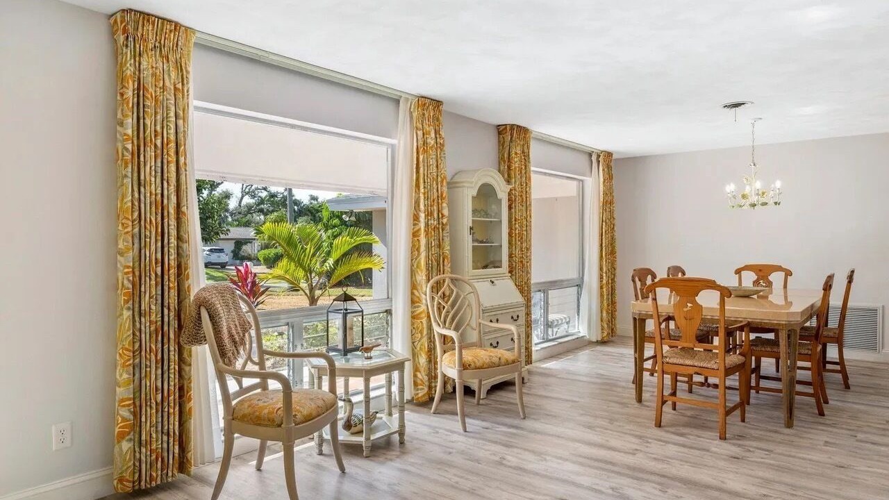Photo of Bedroom in Central Beach