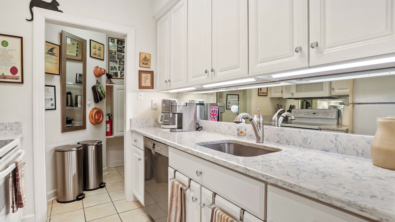 Photo of Kitchen in Historic Downtown Savannah